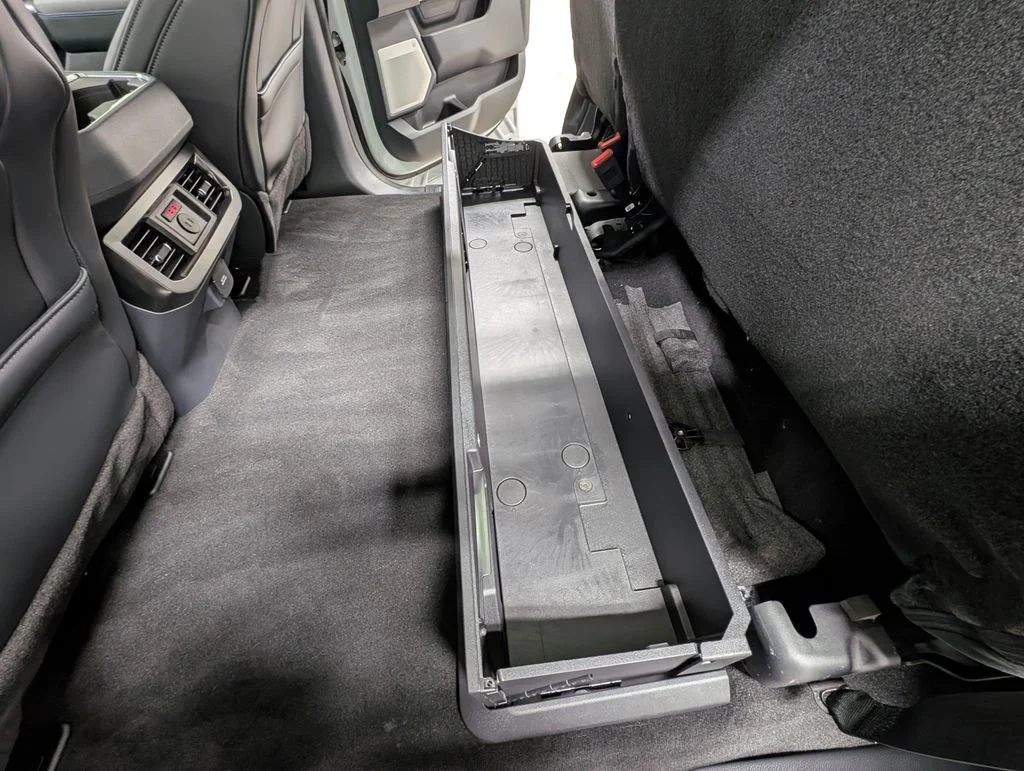 New 2026 Avalanche Ford F-350® Platinum® image 22