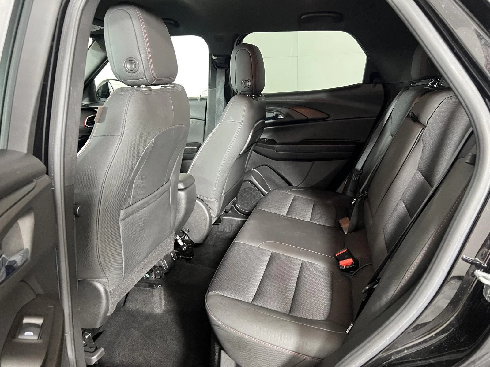 Used 2022 Mosaic Black Metallic Chevrolet RS image 25