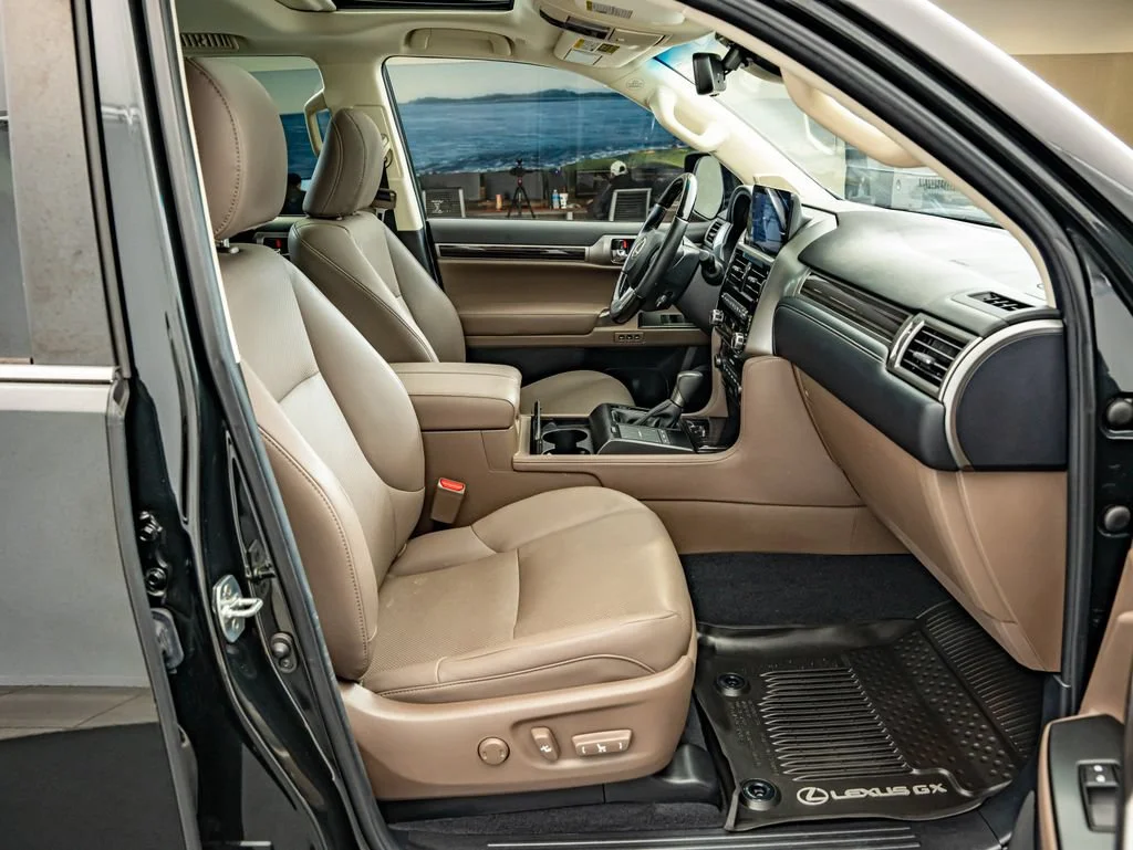 Certified Used 2023 Caviar Lexus 460 image 42
