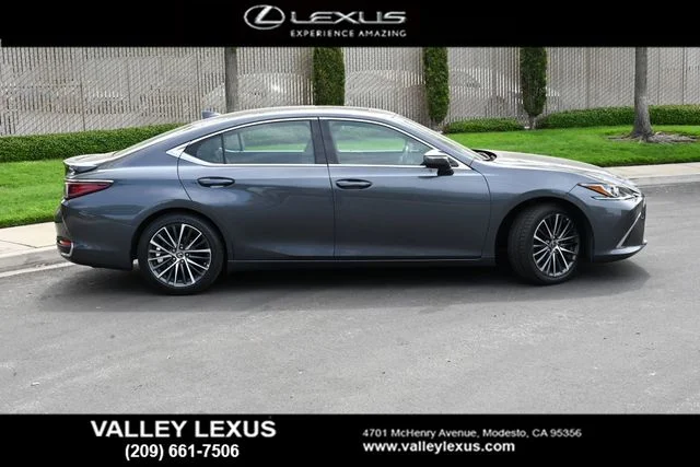 Used 2023 Gray Lexus 300h image 3