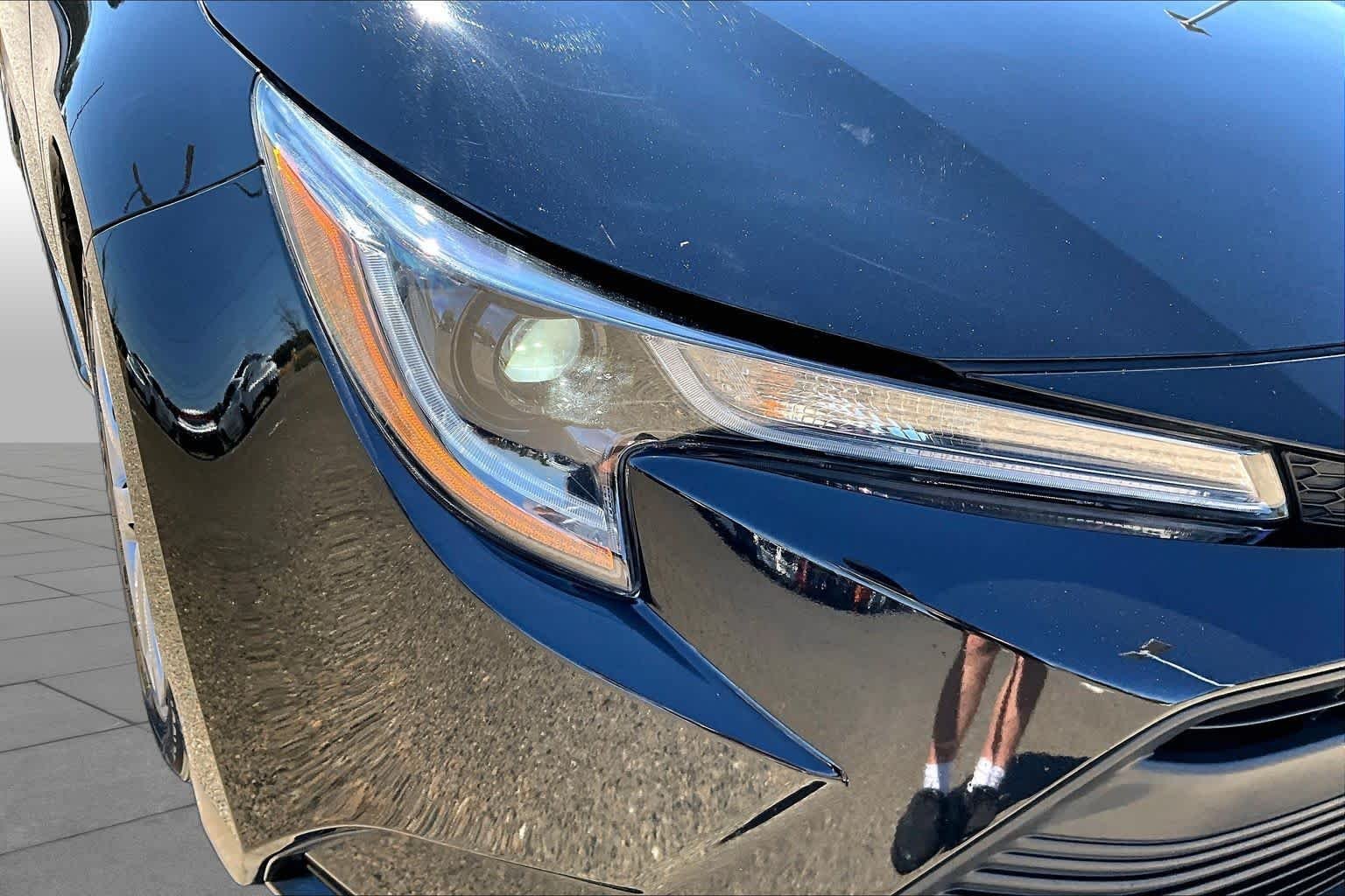 Used 2023 Midnight Black Metallic Toyota LE image 27
