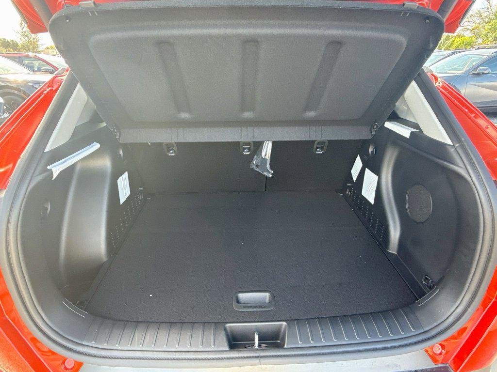 2026 Hyundai Kona Limited - Photo 17
