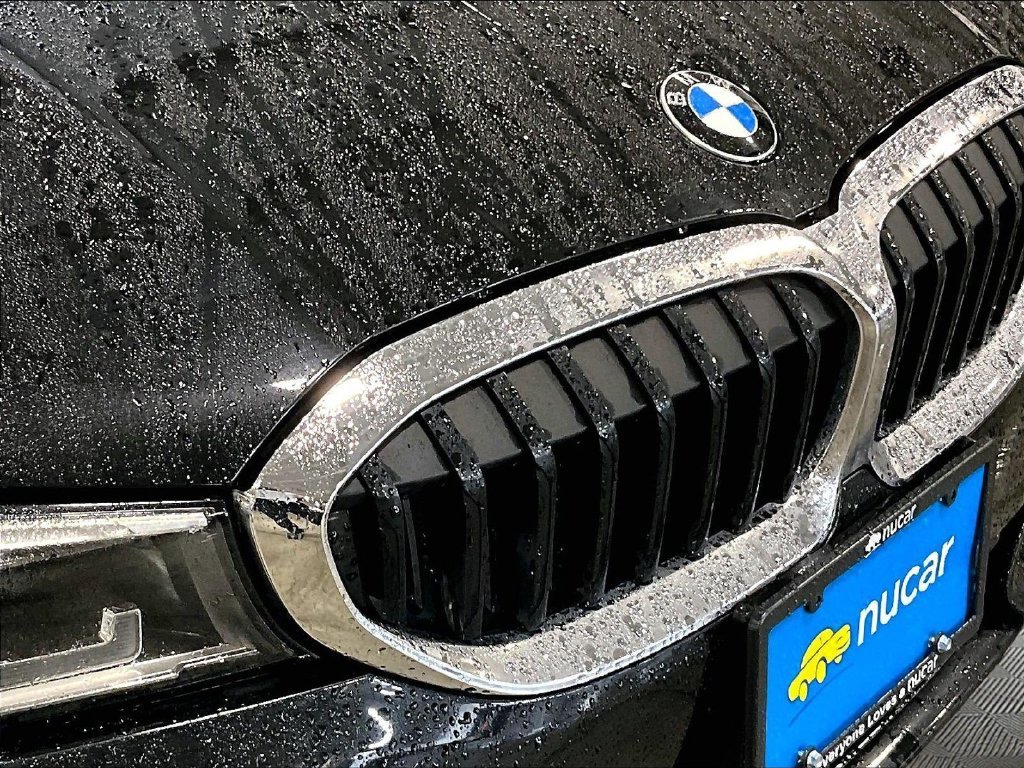 Used 2019 Black BMW 330i xDrive image 32