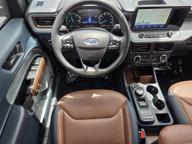 Used 2023 White Ford Lariat image 14