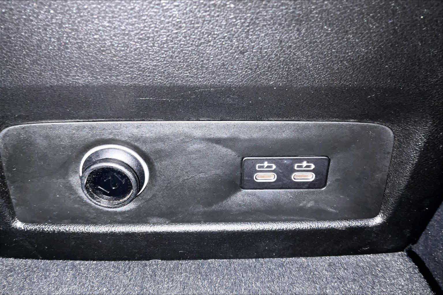 Used 2026  BMW xDrive40i image 36