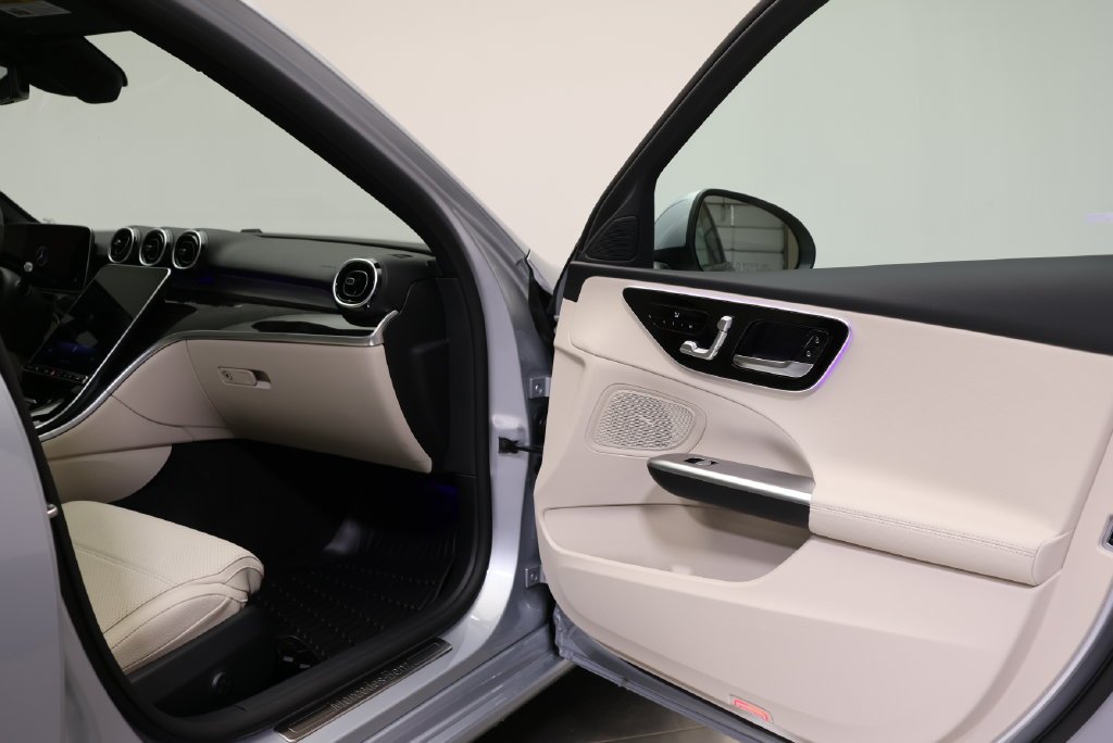 New 2027  Mercedes-Benz C 300 image 47