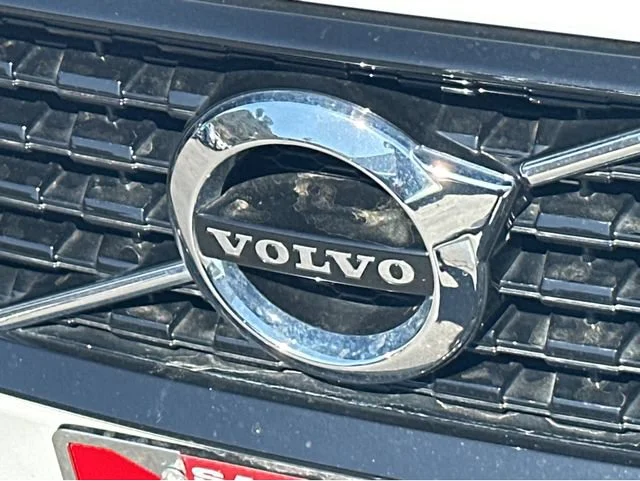 2022 Volvo S60 R-Design Expression - Photo 33