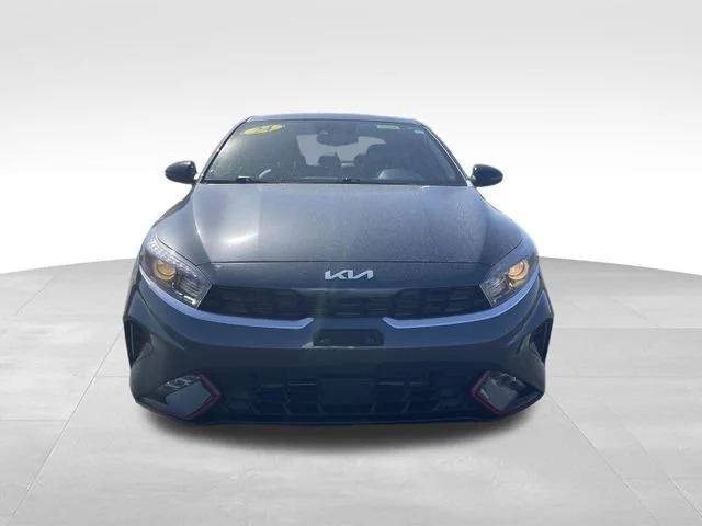 Used 2024 Gray Kia GT-Line image 9