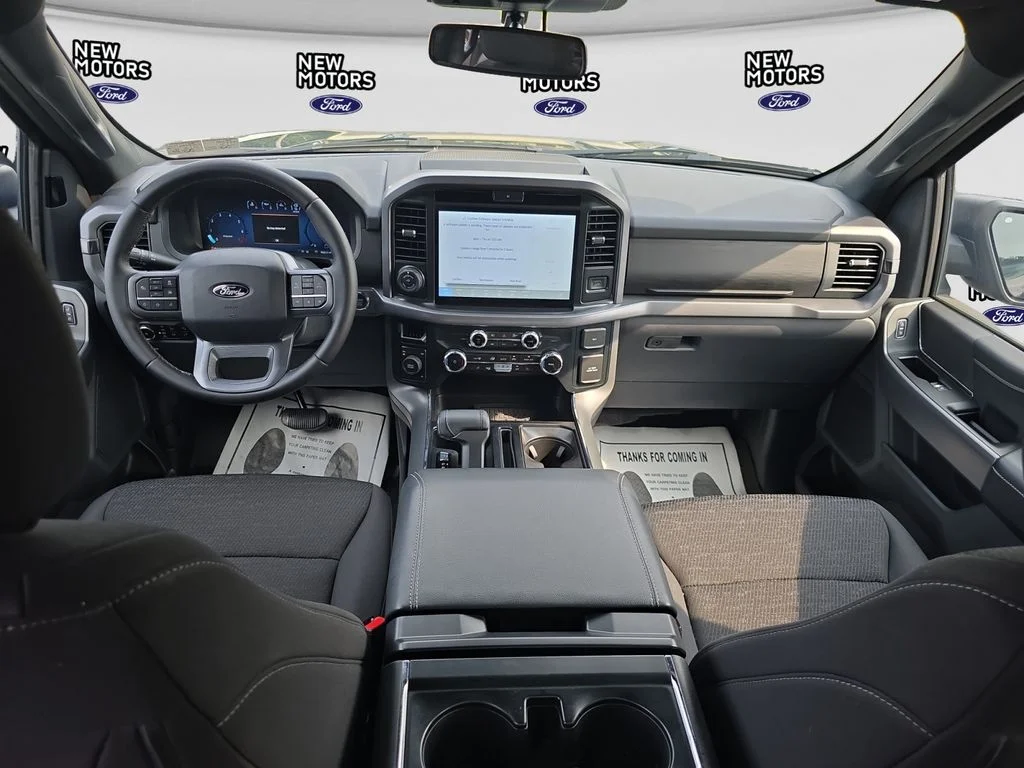 Used 2025 Black Metallic Ford XLT image 9
