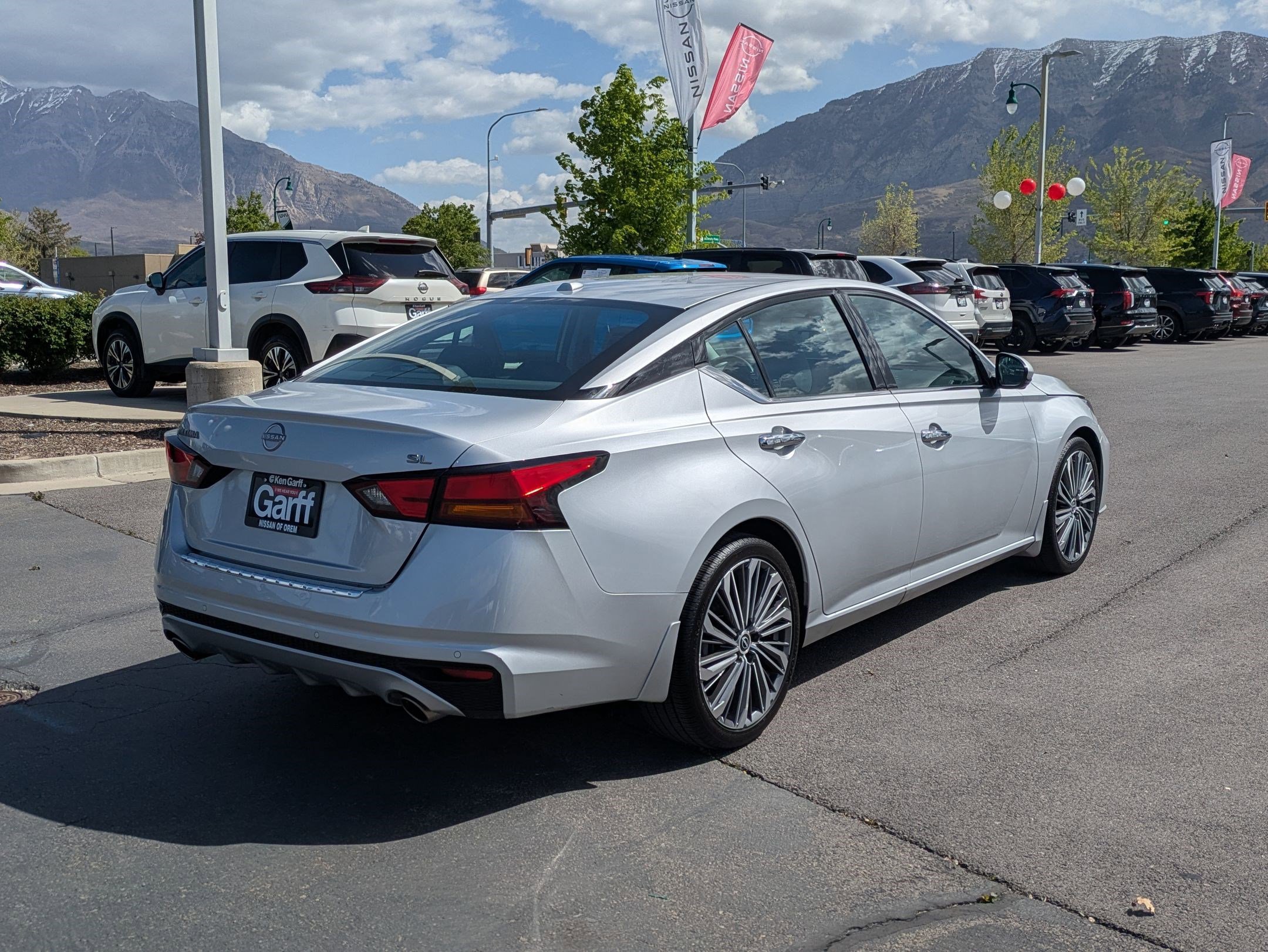Used 2023 Brilliant Silver Metallic Nissan 2.5 SL image 3