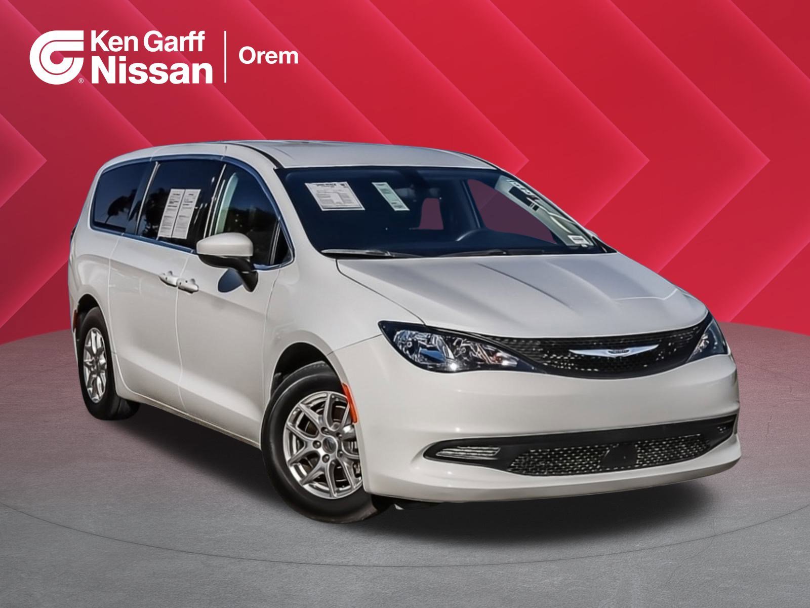 2022 Chrysler Voyager LX