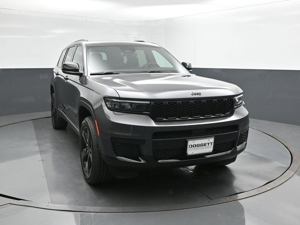 New 2025 Baltic Gray Metallic Clear-Coat Exterior Paint Jeep Altitude X image 22