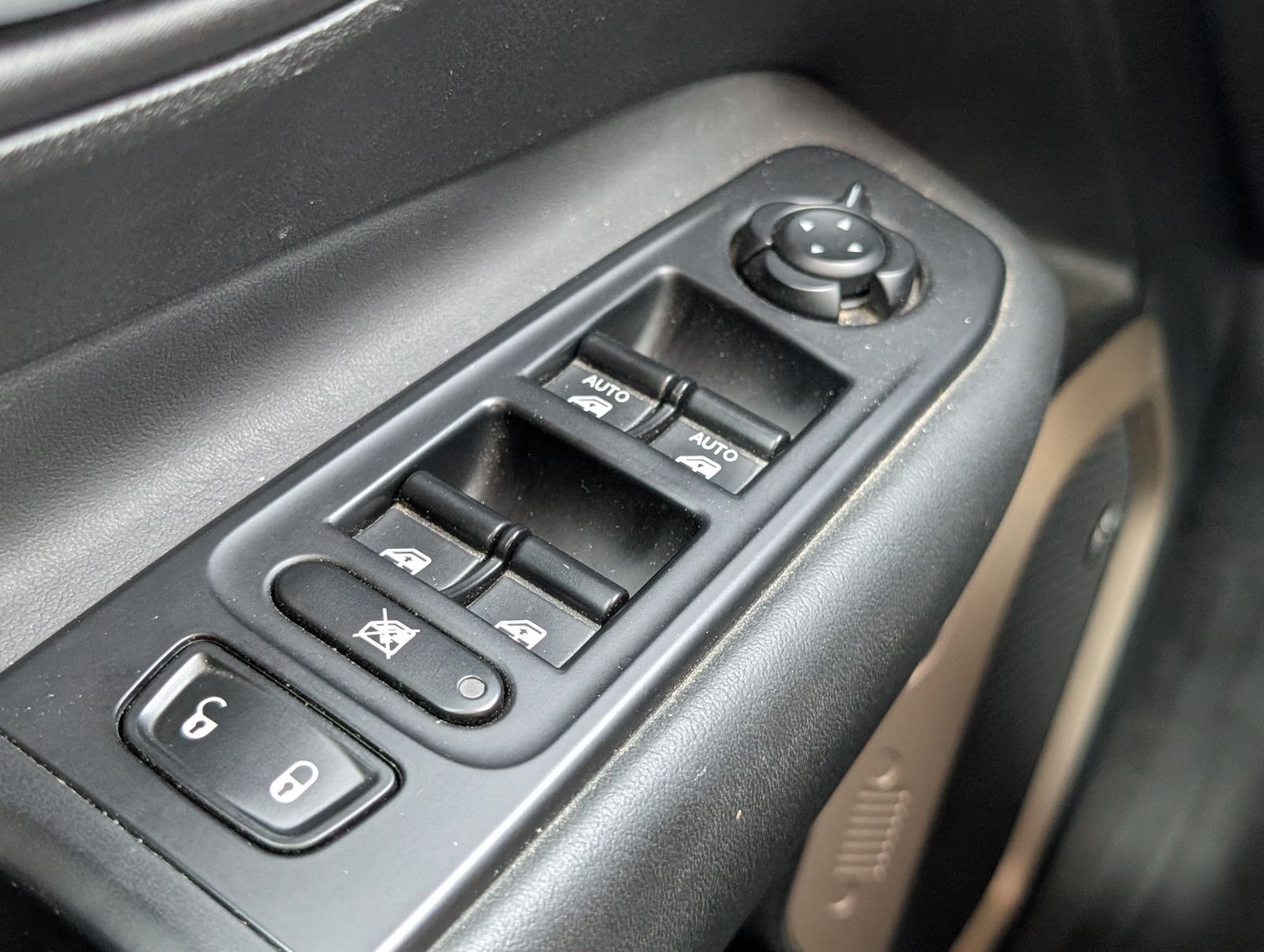 Used 2017 Red Jeep Limited image 19
