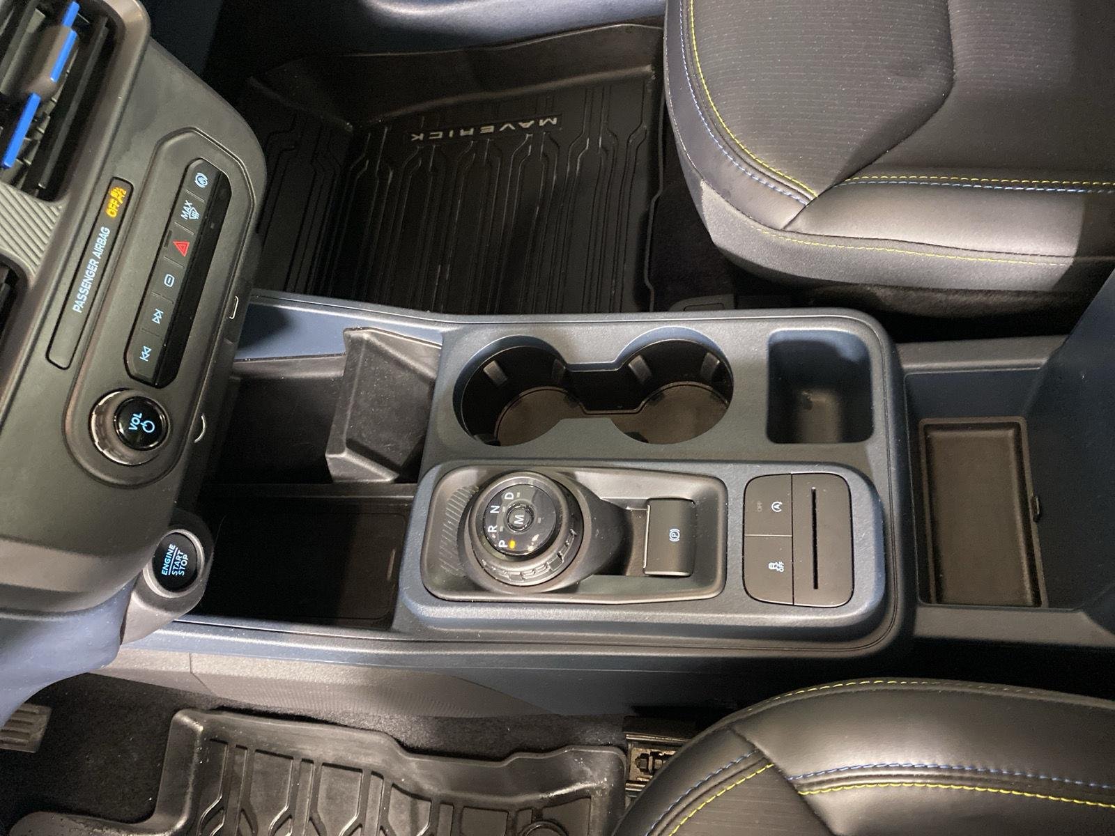 Used 2025 Oxford White Ford Lobo image 23