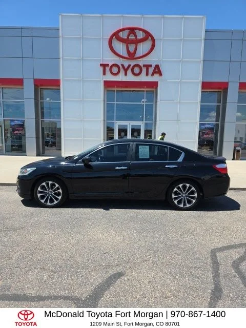 Used 2015 Honda Accord Sport with VIN 1HGCR2F56FA242541 for sale in Fort Morgan, CO