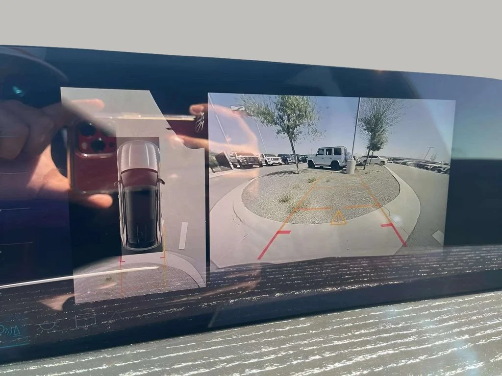 2025 Cadillac Escalade IQ Sport 1 - Photo 18