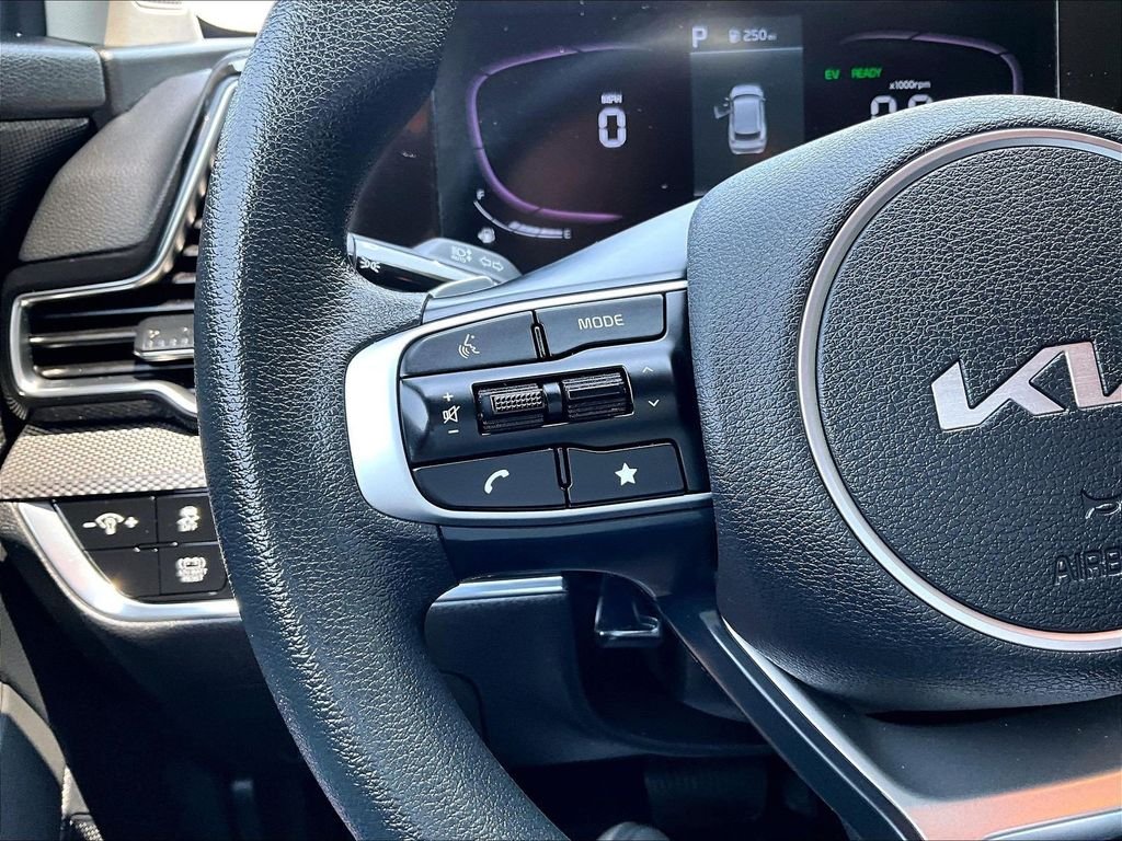Used 2023 Gray Kia LX image 22