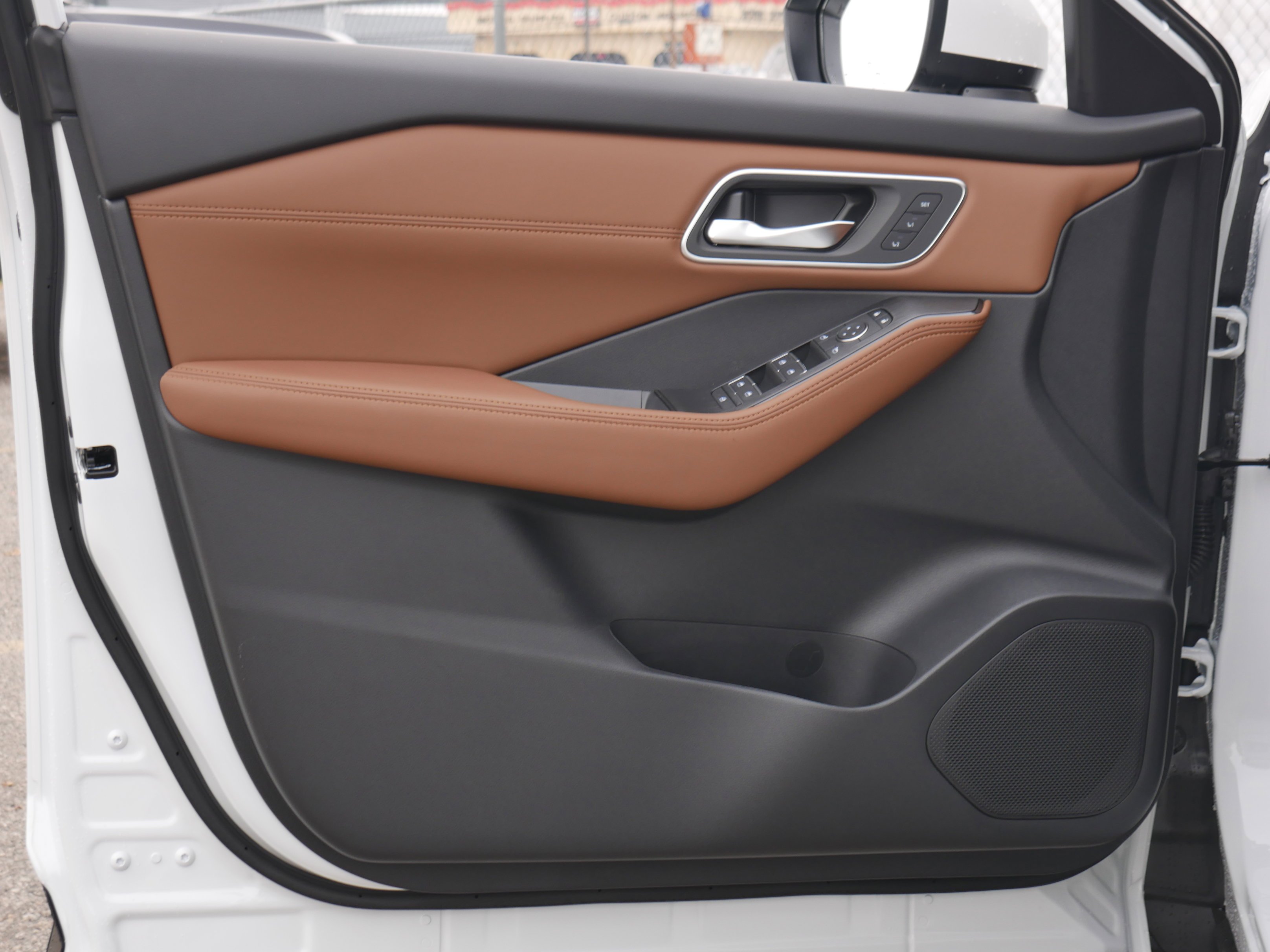 2026 Nissan Rogue Platinum - Photo 34