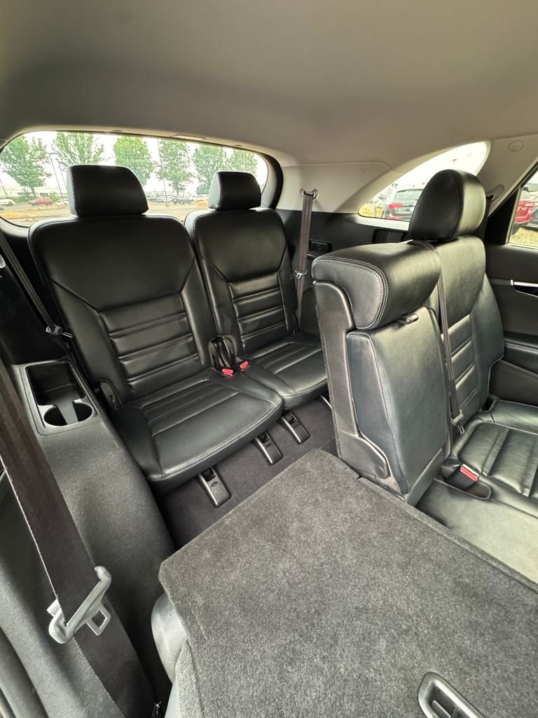 Used 2017 Ebony Black Kia EX image 28