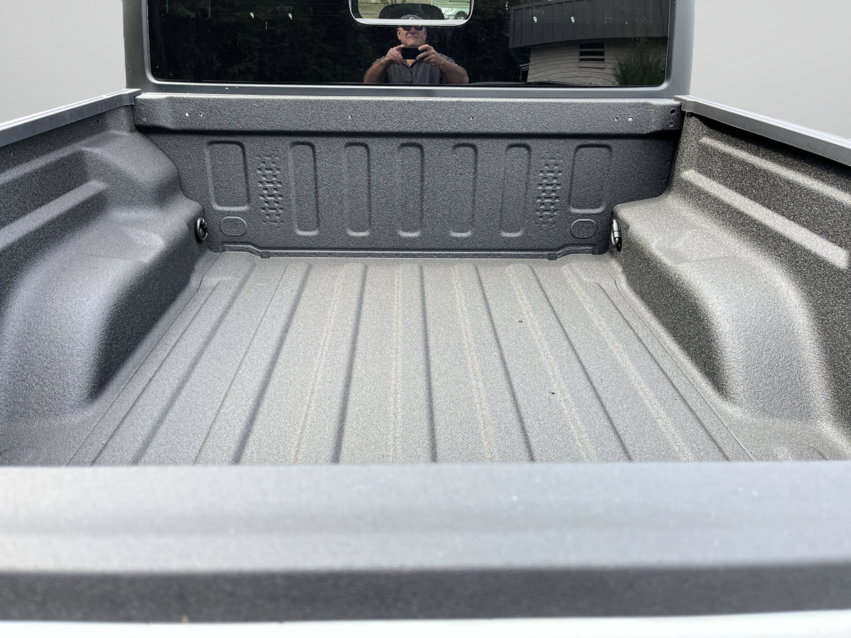 New 2025 Bright White Clearcoat Jeep Sport S image 9