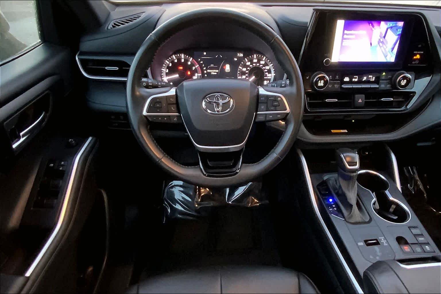 2024 Toyota Highlander XSE - Photo 6