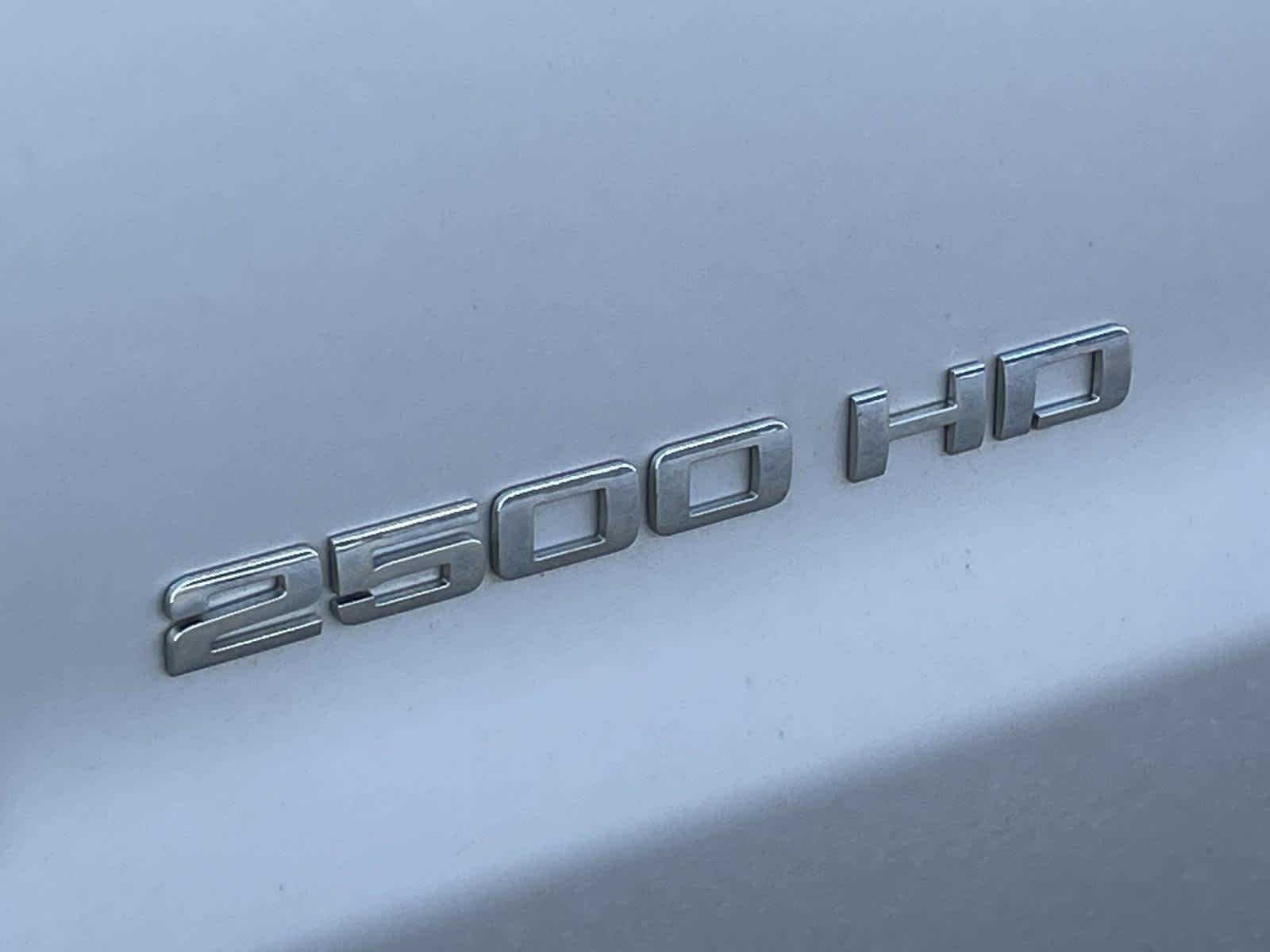Used 2019 Quicksilver Metallic GMC  image 14