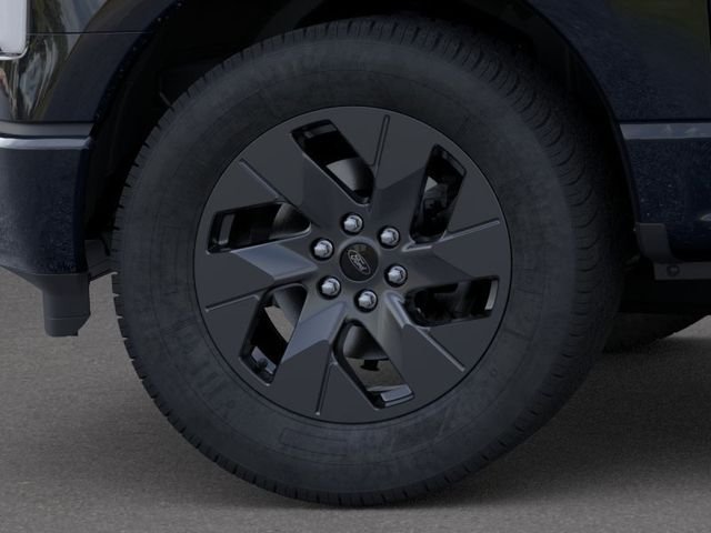 2025 Ford F-150 Lightning Flash - Photo 19