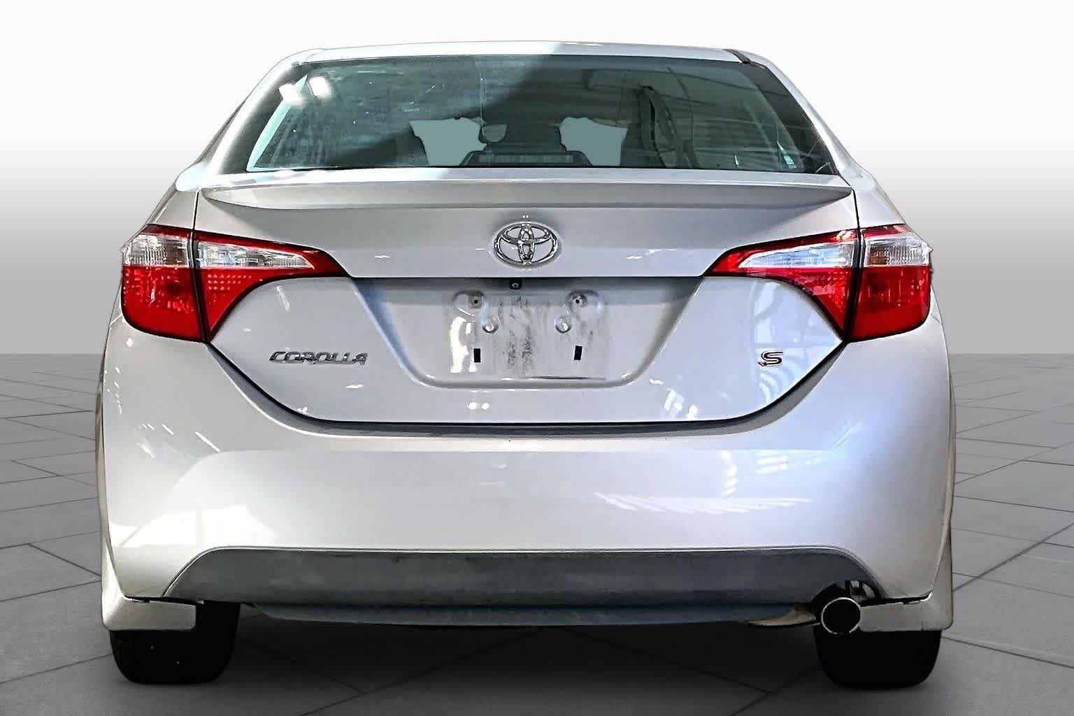 Used 2015 Classic Silver Metallic Toyota S Plus image 5