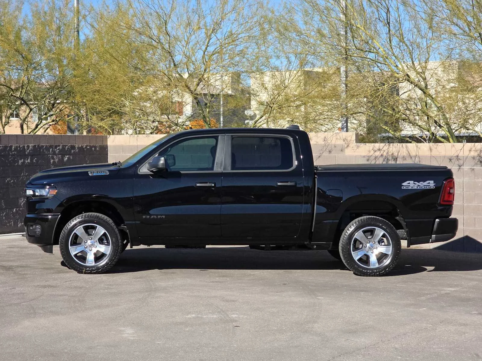 Used 2026 Diamond Black Crystal Pearlcoat Ram Express image 5