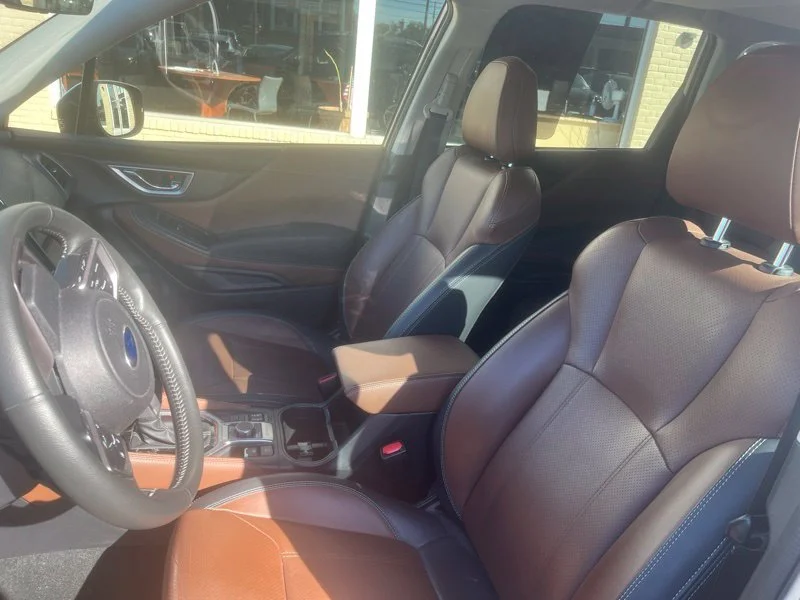 Used 2022 Gray Subaru Touring image 9