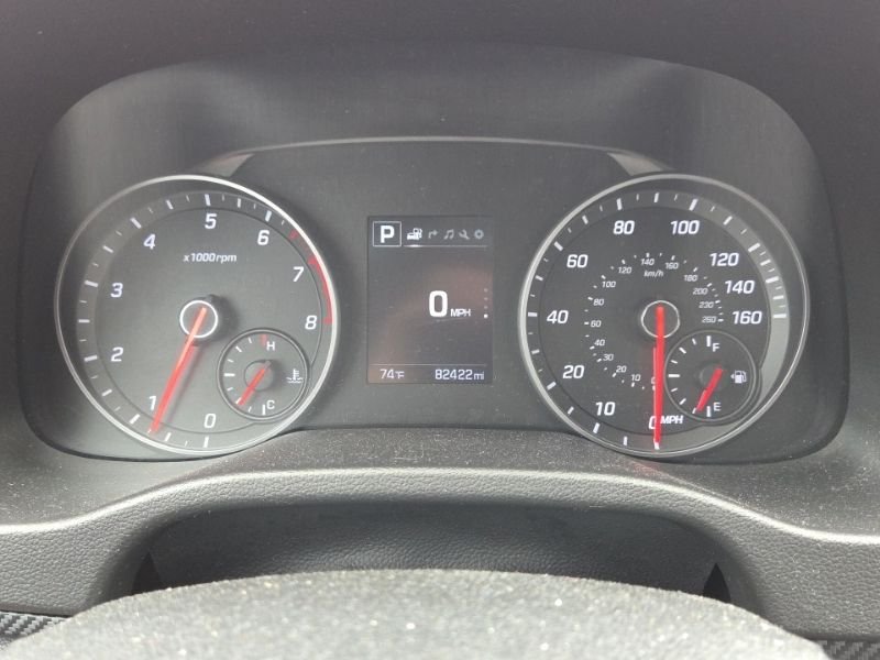 Used 2018 Silver Hyundai Sport image 12