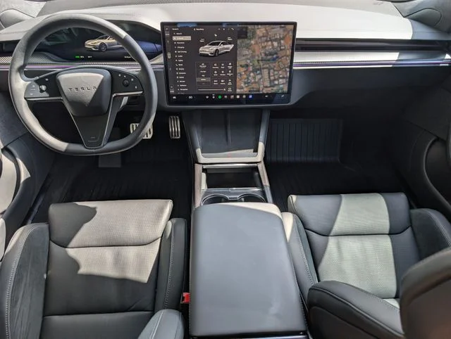 Used 2026 Lunar Silver Tesla Plaid image 12
