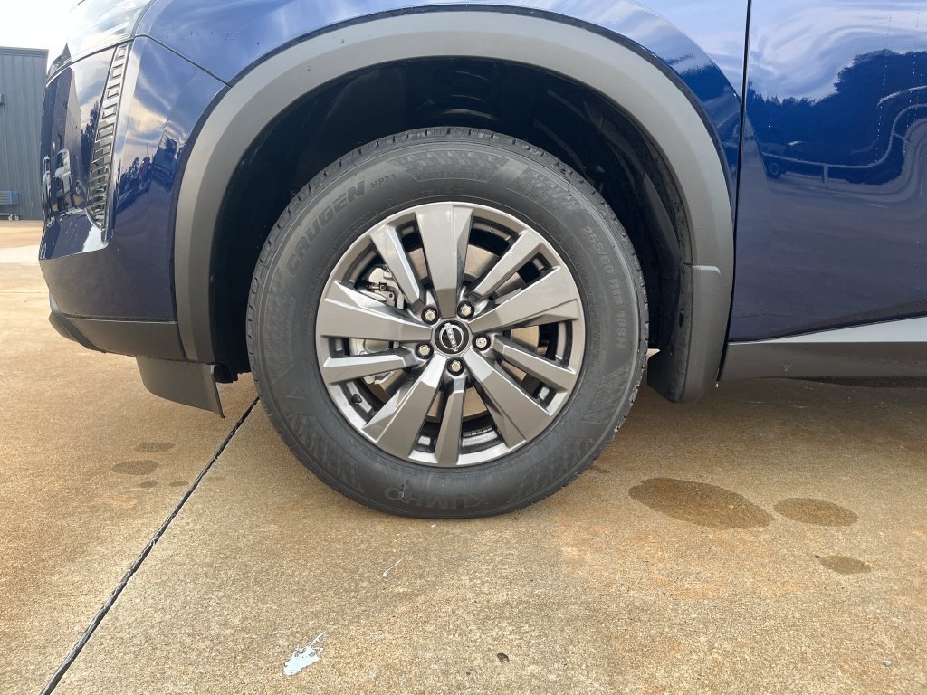 2026 Nissan Pathfinder SV - Photo 23