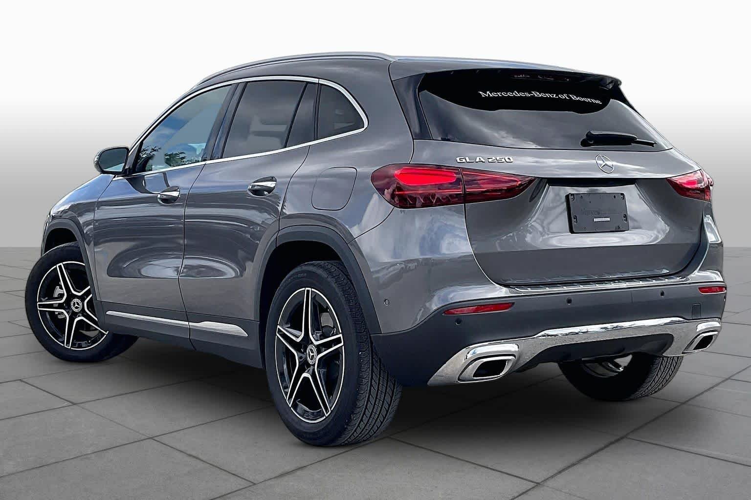 Certified Used 2026 Mountain Grey Metallic Mercedes-Benz GLA 250 image 12