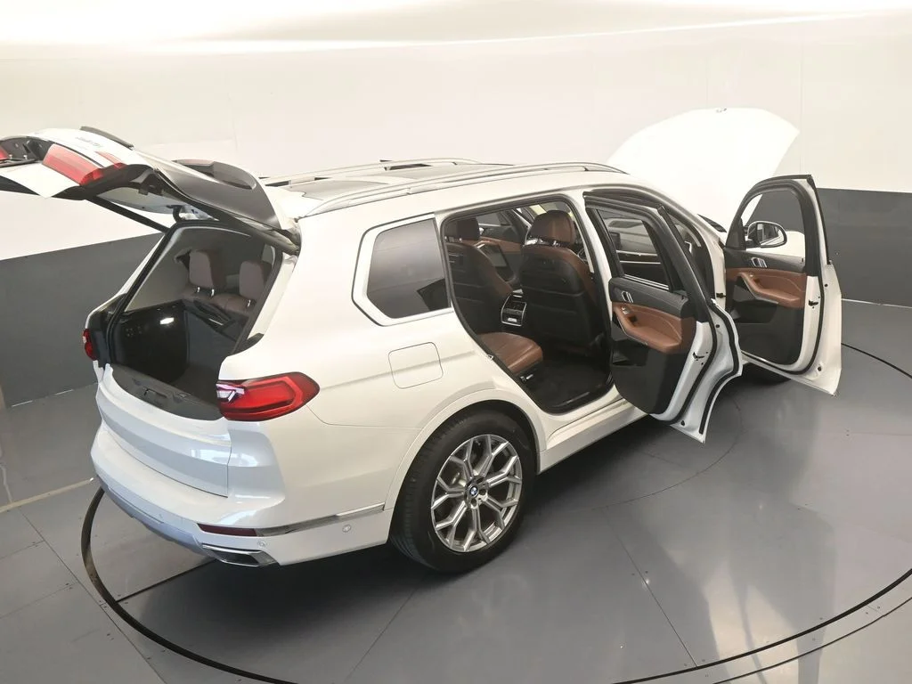 Used 2020 Mineral White Metallic BMW xDrive40i image 78