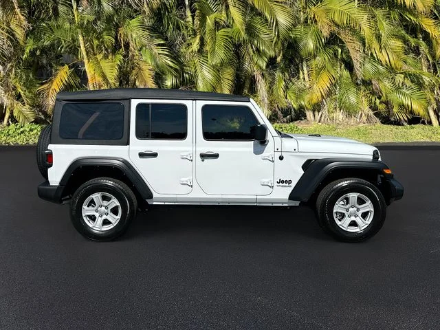 Used 2022 White Jeep Unlimited Sport S image 4