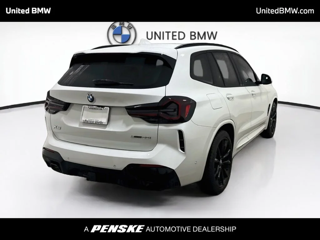 Certified Used 2024 Alpine White BMW xDrive30i image 5