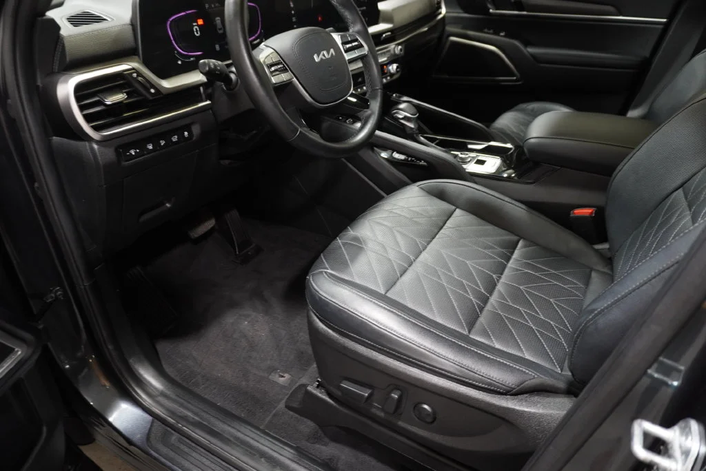 Used 2024 Gray Kia EX X-Line image 32
