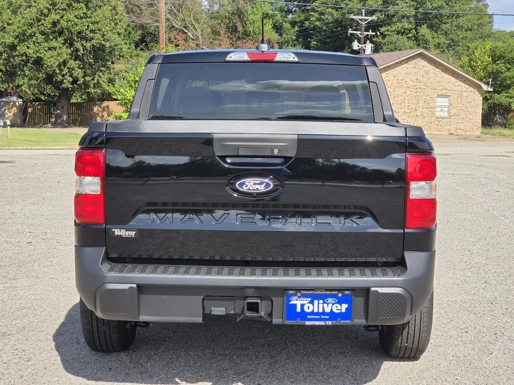 New 2026 Shadow Black Ford XLT image 5