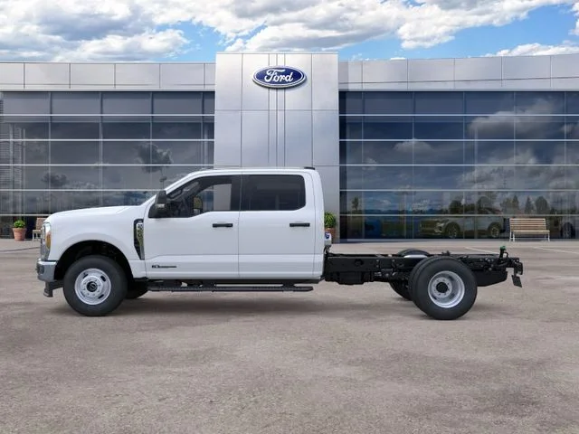 New 2026 Oxford White Ford XL image 3