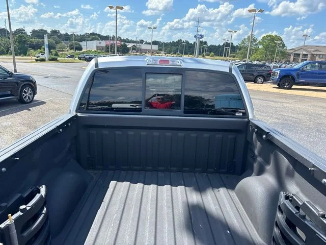 Used 2014 Silver Ford Lariat image 17