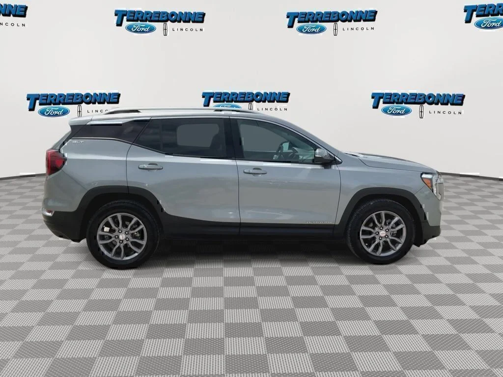Used 2024 Sterling GMC SLT image 9
