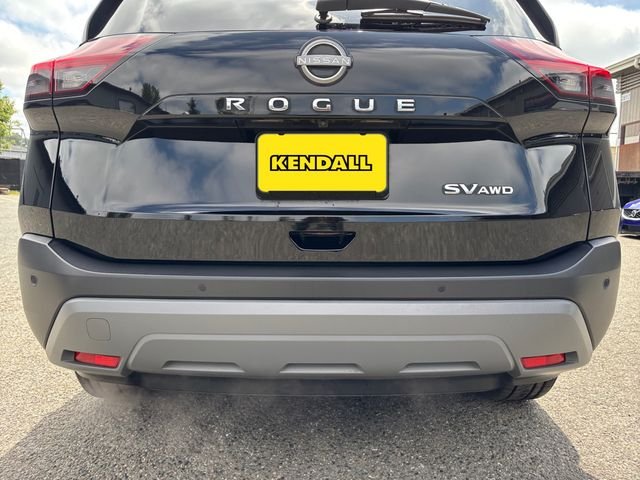 Used 2023 Super Black Nissan SV image 30