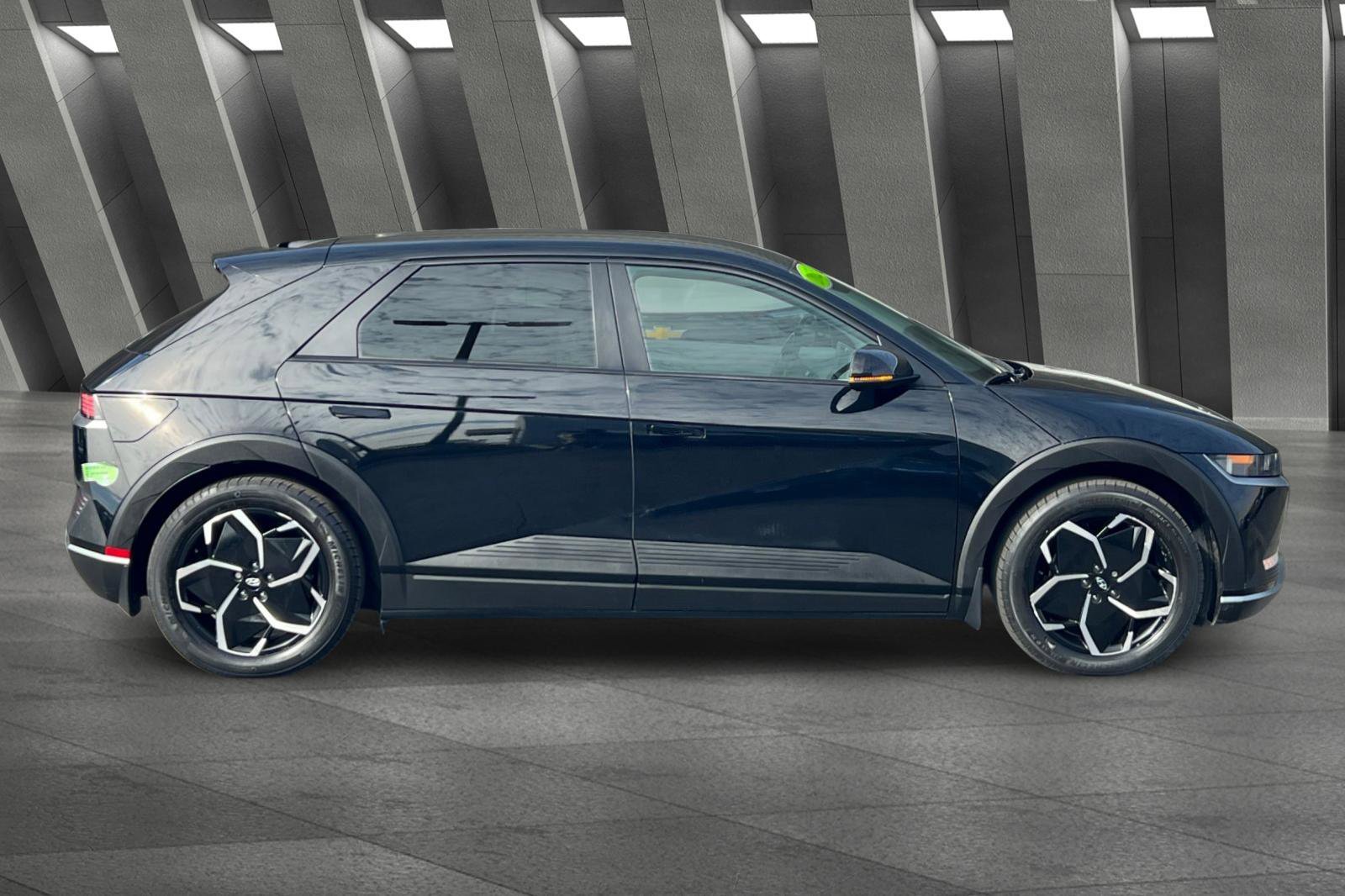 2023 Hyundai Ioniq 5 SEL photo 2