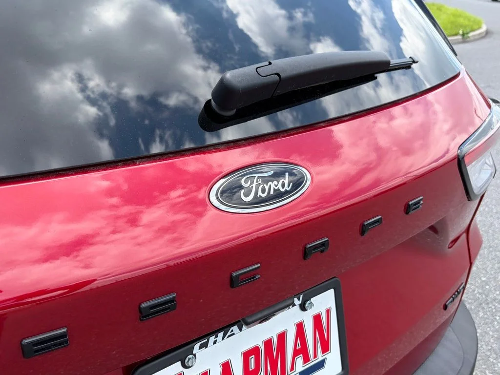 Certified Used 2022 Red Metallic Ford SEL image 36
