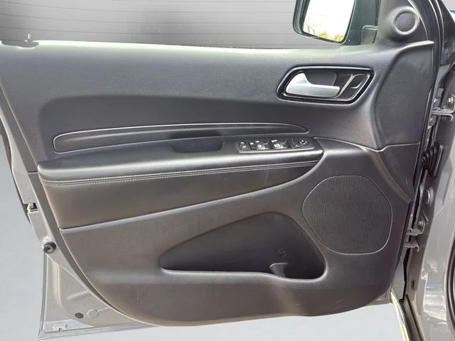 Used 2023 Gray Dodge SXT image 18
