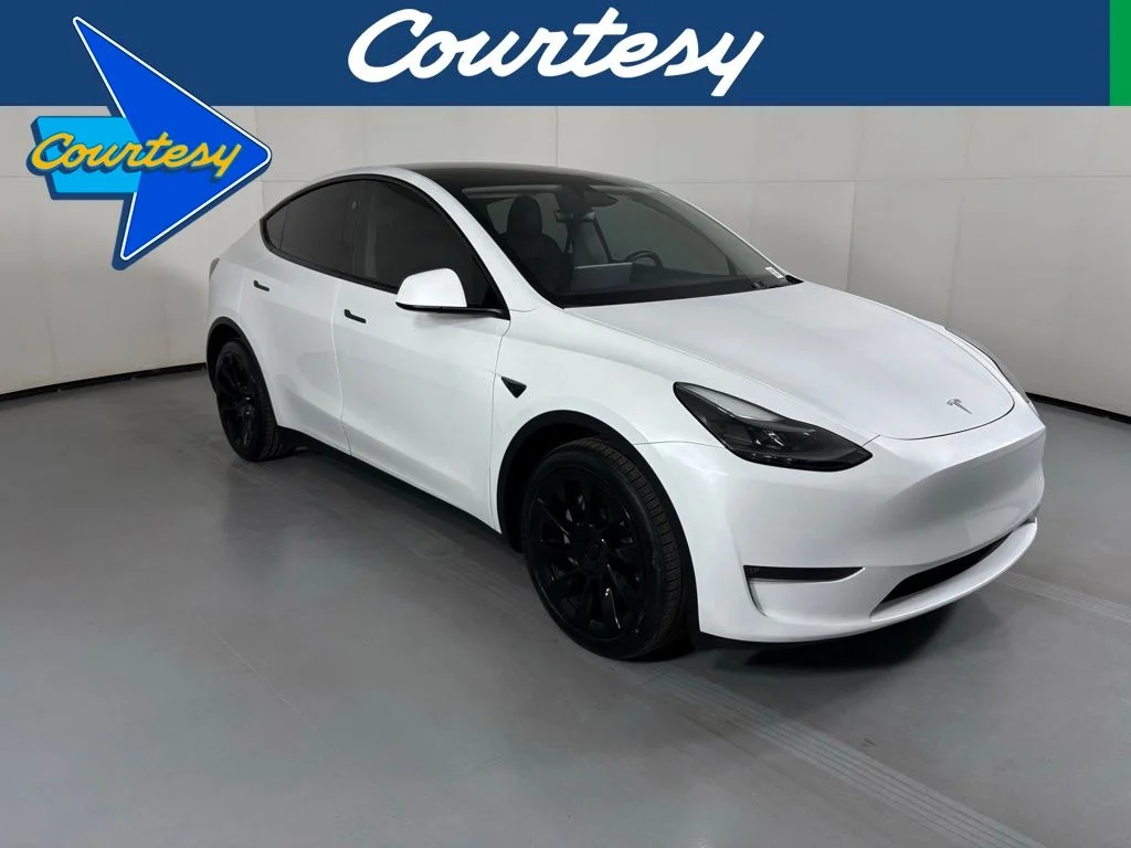 2024 Tesla Model Y Long Range Dual Motor All-Wheel Drive's photo
