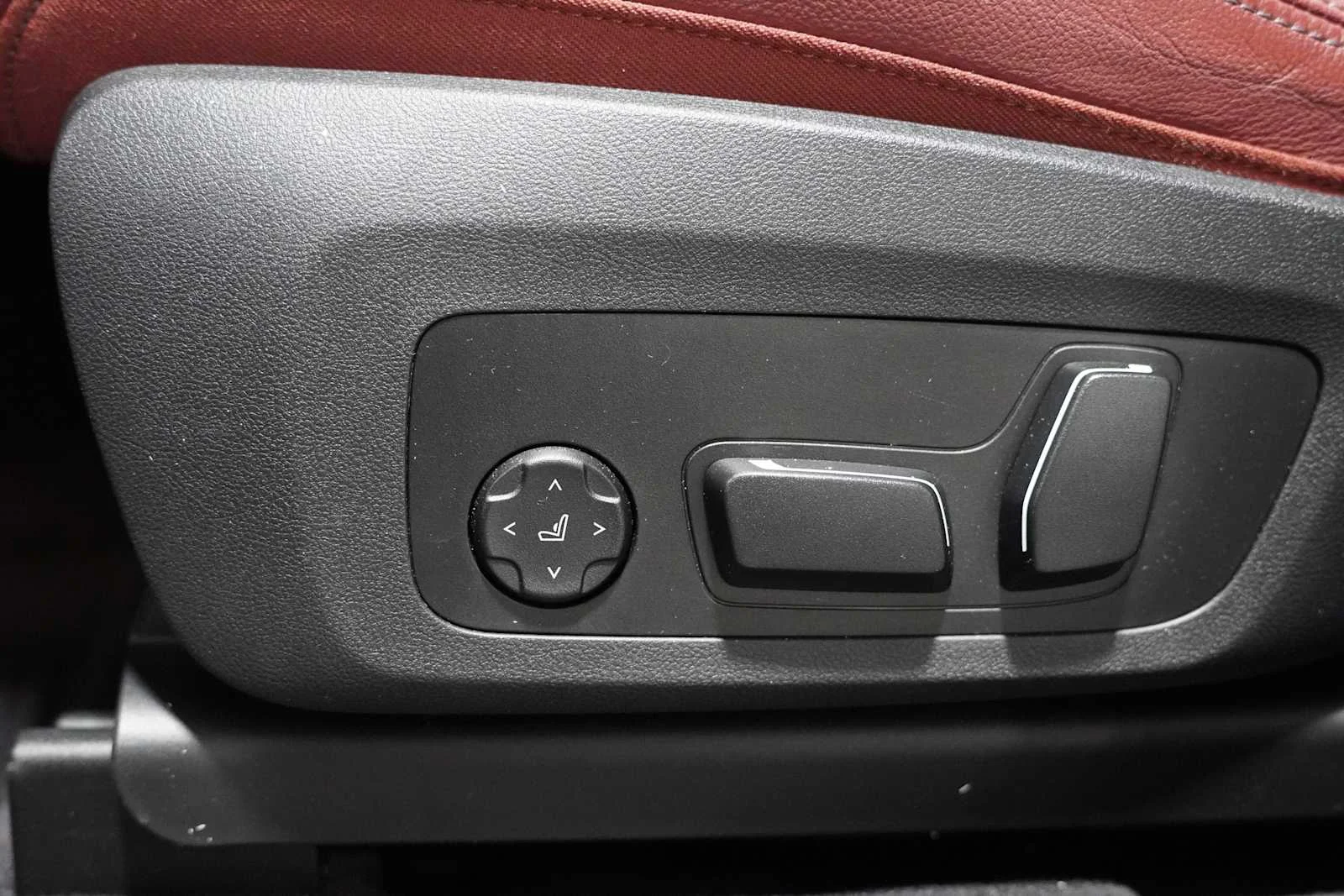 Certified Used 2024 Skyscraper Grey Metallic BMW xDrive30i image 12