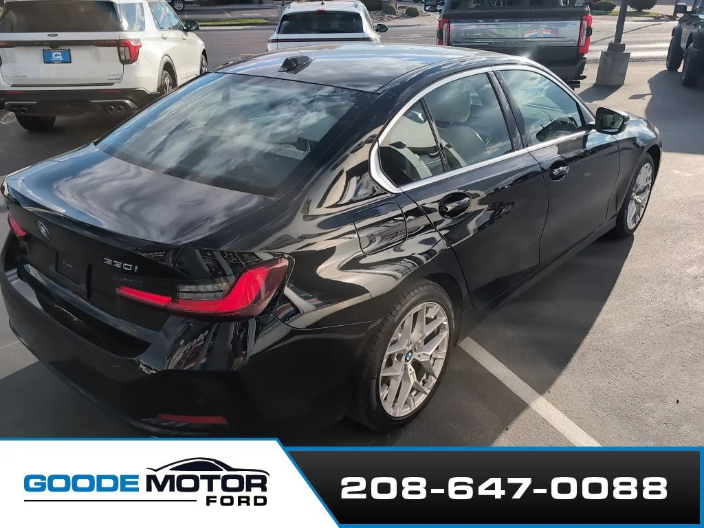 Used 2026 Jet Black BMW 330i xDrive image 5