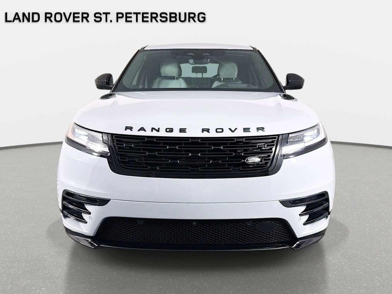 Used 2026 Gray Land Rover Dynamic SE image 2